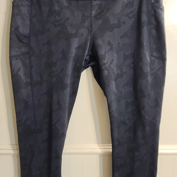 Mondetta Pants - Mondetta Performance Leggings in Dark Gray Size XL